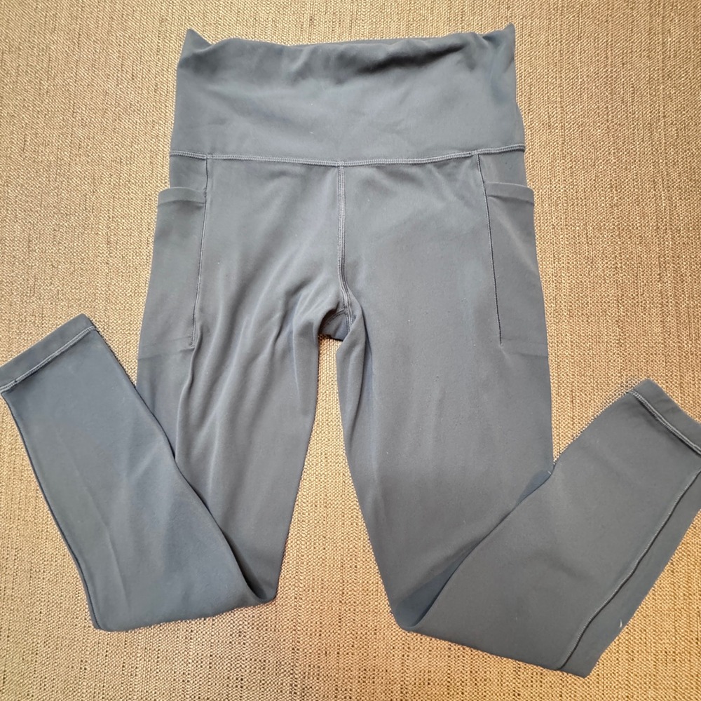 Athleta Salutation 7/8 Tight Powervita Leggings Blue Pockets Small RN 54023